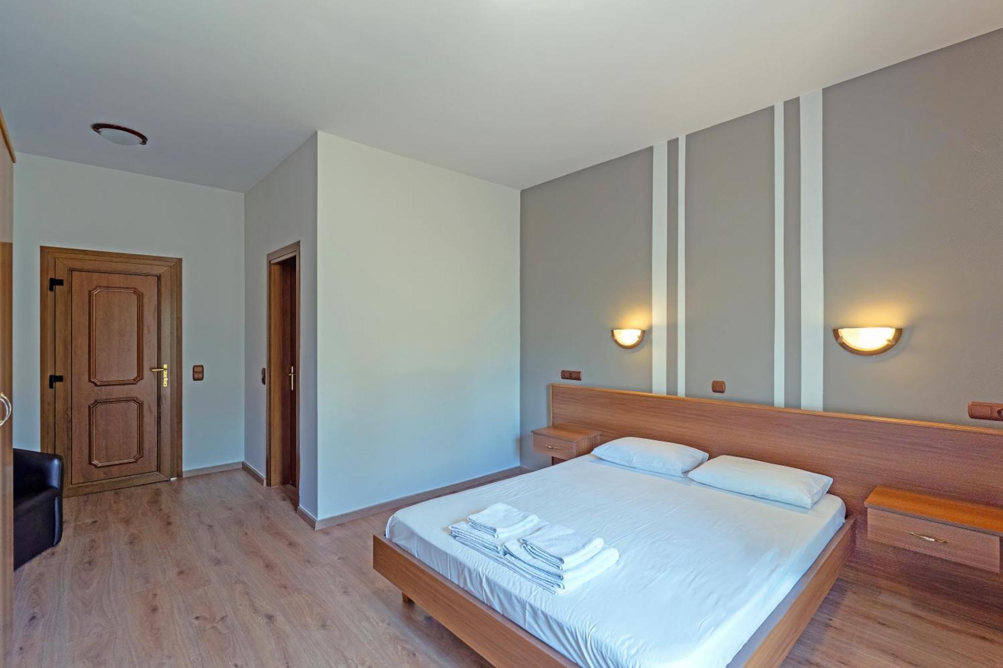 Hotel Agistro Ángistron Extérieur photo