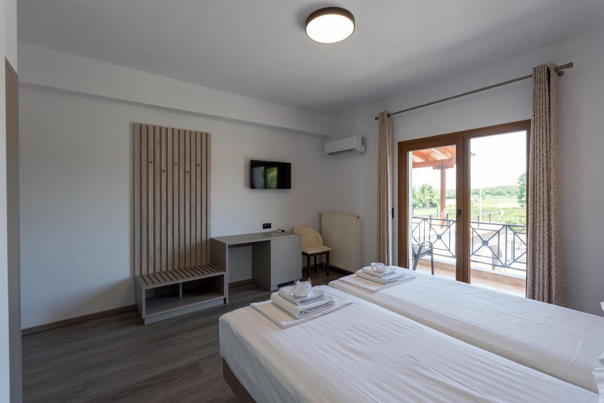 Hotel Agistro Ángistron Extérieur photo