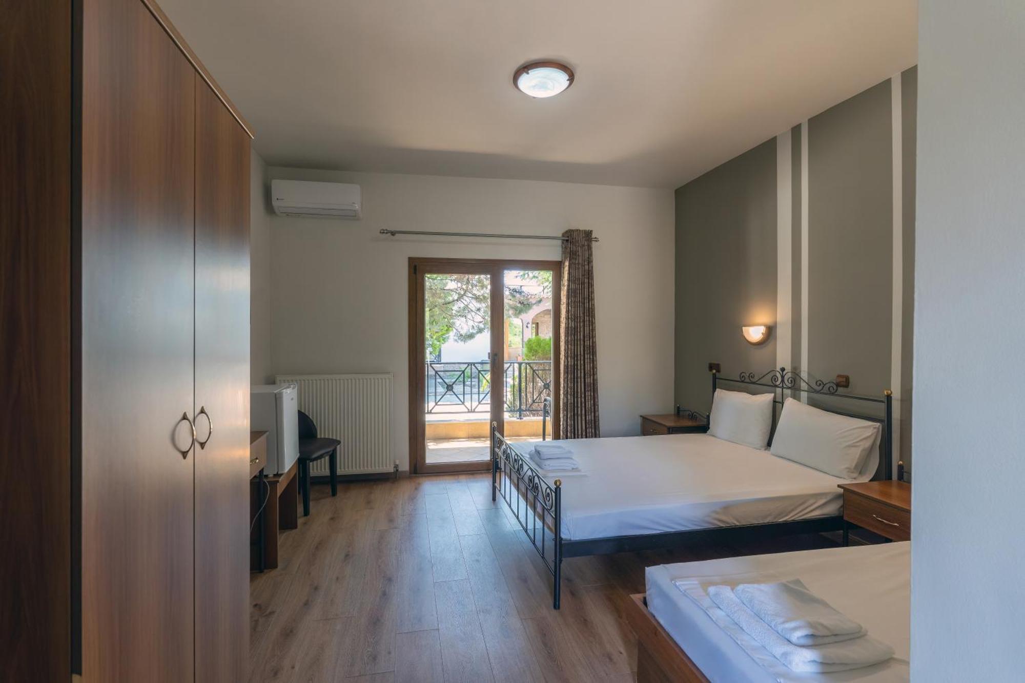 Hotel Agistro Ángistron Extérieur photo