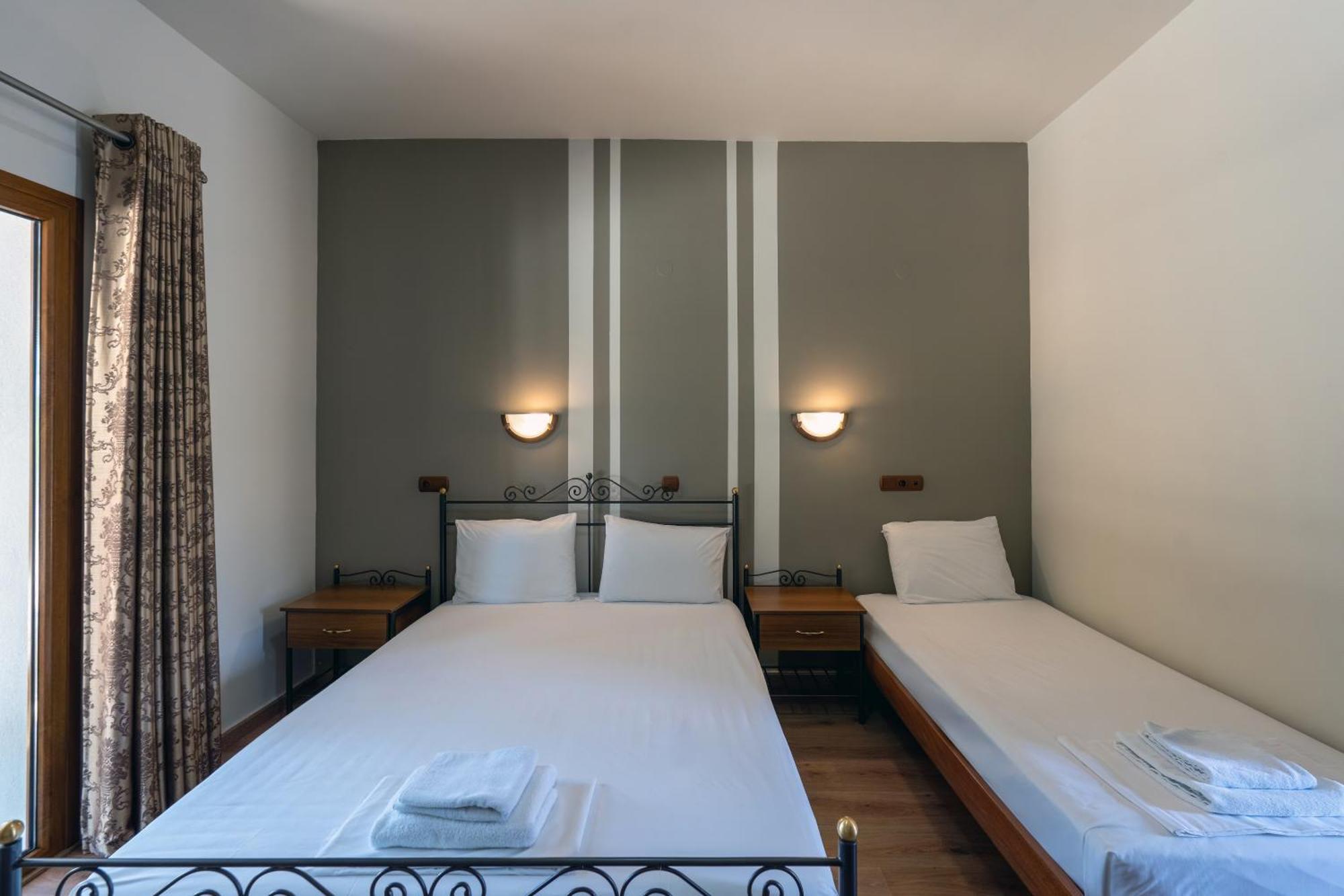 Hotel Agistro Ángistron Extérieur photo